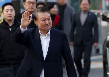 윤석열 52일 만에 석방, 대통령 관저로 귀가 … 검찰, ‘즉시 항고’ 포기