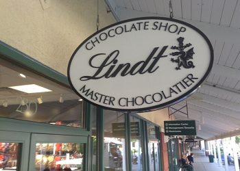 트럼프 관세 첫 부메랑…린트 초콜릿 미국 공장, 스위스로 이전