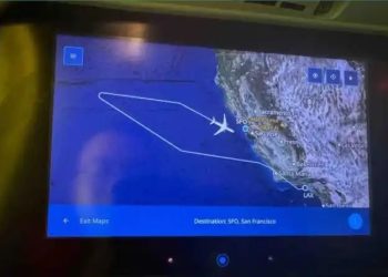 LA 출발 UA여객기 2시간만에 긴급회항 .. 이유 기 막혀