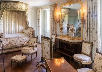 희대의 골동품 사기꾼 …왕자에게 팔고, 궁전에도 팔고