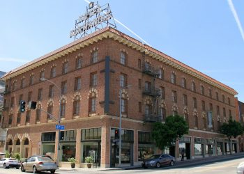 ‘쥐·바퀴벌레 득실’ LA 식당·마켓 30여개 영업 정지 … 한인타운 ‘놀만디 호텔’도 적발