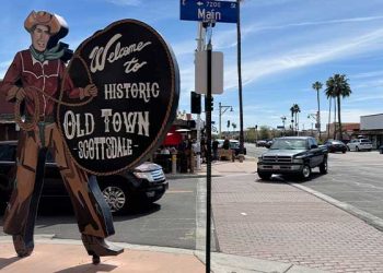 [이준연의 MLB] ‘스프링 캠프 열기’  스캇데일을 가다 … 한인들 북적 “이정후 봐야죠”