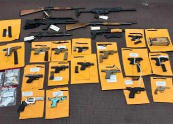 LA셰리프국, 대규모 갱소탕 작전 … 앤틸롭 밸리서 13명 체포