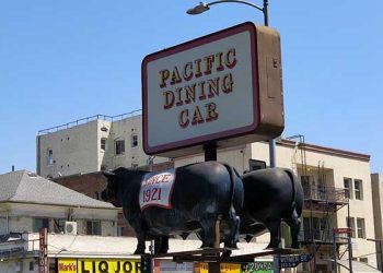 한인타운 인근 100년 전통 ‘퍼시픽 다이닝 카’ 건물 화재 전소