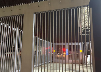 용산 미군 기지 화재 … 큰 불길 잡아