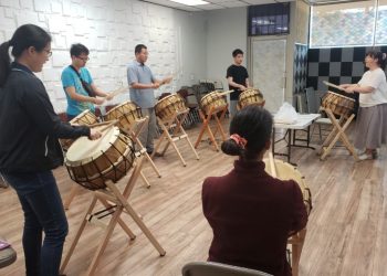 오렌지카운티 민족학교, 자폐청소년 위한 ‘난타교실’