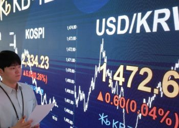 관세무역전쟁 위기감 … 환율 1500원 가나, 금융위기 후 최고치