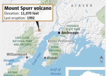 알래스카 화산 폭발 전조에…지역 주민들 대거 사재기 나서