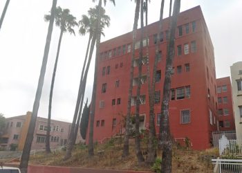 한인타운 아파트서 방화 추정 화재 발생