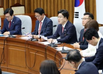 친윤, 윤어게인 신당 창당 시도 … “해프닝 그칠 것”