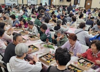 한인타운 시니어센터, 5월 6일 어버이날 큰잔치