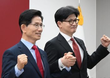 김문수·한동훈, 국민의힘 결선 진출…내달 3일 후보 결정