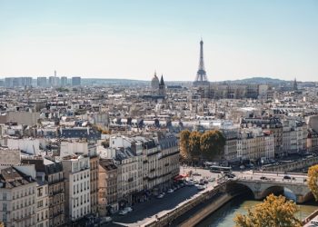 “휴지·칫솔도 아껴 써요” …’명품의 나라’ 프랑스의 민낯