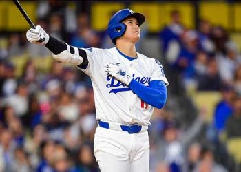 오타니, 1회에만 시즌 6호포·적시타 폭발…NL 홈런 공동 선두