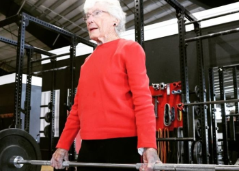 95세 할머니 파워리프팅 챔피언