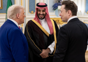 “트럼프, 사우디서 6천억 달러 계약 성사시켰다”… 실제론 절반