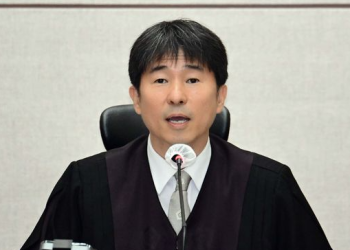 지귀연 판사, “룸살롱 접대 의혹 사실 아냐”