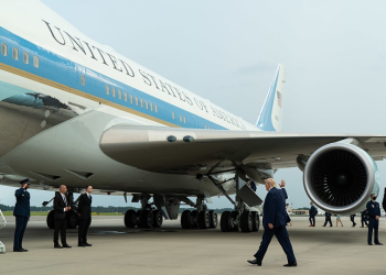 트럼프 홀린 ‘카타르 에어포스’ …어떻게 선물로 둔갑했나