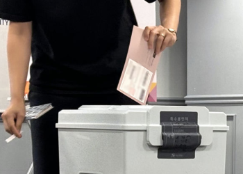 해외 유권자 26만 대선투표 시작…뉴질랜드부터 하와이까지 한바퀴