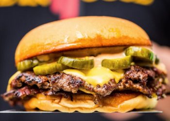 LA에서 꼭 먹어야 할 버거 맛집 4곳