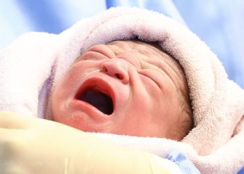 아기 울음소리 계속 커진다…1분기 출생아수 7.4%↑ ‘역대 최고’