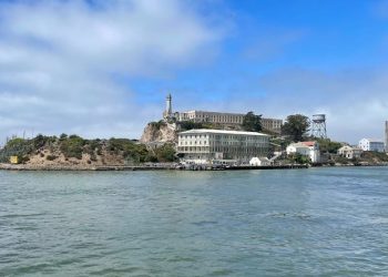 트럼프 “샌프란 앨커트래즈 교도소 중범죄자용 재개소” 명령