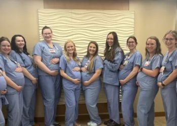 [화제] 위스컨신 한 병원서 간호사 14명 ‘동시 임신’ 화제