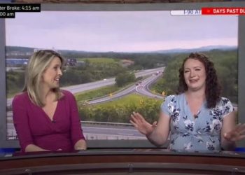 “양수가 터졌습니다”…생방송 직전 양수 터진 CBS 앵커