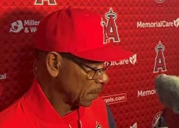 [석승환의 MLB] 우리도 할 수 있다. 앤절스 9 회에만 6점 파드레스 상대 대 역전극