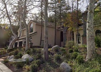 애너하임힐스 저택서 부부 사체 발견 … 총격살해-자살 추청