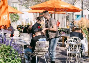 산타모니카 야외에서 술 마실 수 있다 … ‘야외음주허용’ 엔터테인먼트존 지정