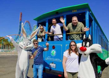 산타클라리타 무료 “서머트롤리” 운영 재개 .. 매직마운틴 무료운행