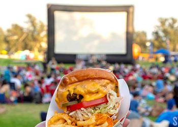 그리피스팍서 한 여름밤의 야외 영화축제
