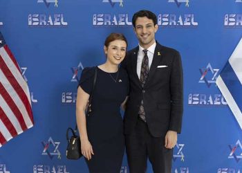 ‘가자 전쟁’이 낳은 비극…워싱턴 외교관 피격 가해자와 피해자