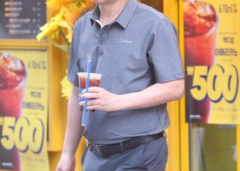 백종원 또 사고쳤다 .. “빽다방 ‘500원 아메’에 점주·알바 죽어난다