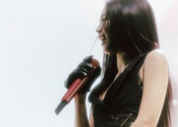 제니 ‘루비’, 롤링스톤 선정 ‘2025년 최고의 음반’