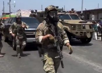 (2보)LA 전역서 동시다발 기습적 이민단속 … 다운타운 대형 한인의류업소들 타겟, 수십명 체포