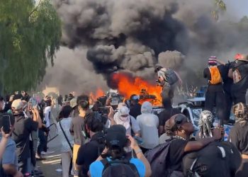 중무장 주방위군 병력, 시위진압 투입 … 폭동 비화 조짐