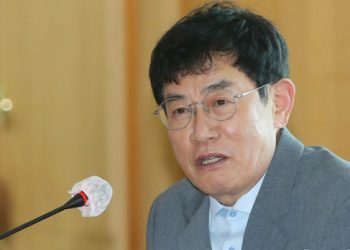 코미디언 이경규 ‘약물 운전 혐의’ 조사…이 “처방약 복용”