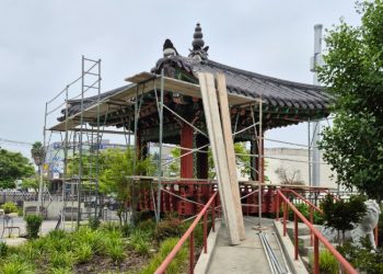 ‘한인타운 랜드마크’ 다울정, 건립 20년 만에 전면 보수공사