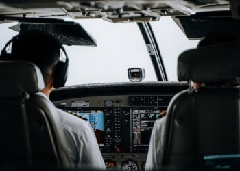 승무원 행세 항공기 120회 무임탑승 미 남성 … 6년 만에 덜미