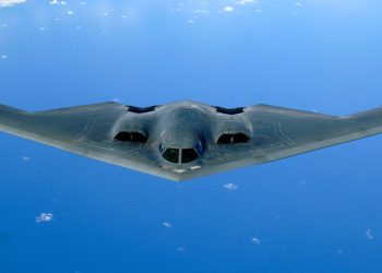 [속보] 테헤란 상공 B-2 스텔스 폭격기 검토 … 트럼프, 미국 직접 개입 고심 중