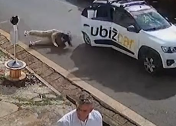 달리던 차량서 여성 휙…알고보니 ‘대반전’