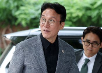 김민석 “노부부 투서 사건, 정치검찰의 음해…법적조치” 위협