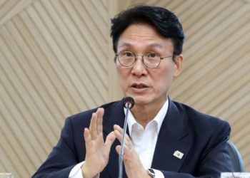 김민석 “현금 6억원 집에 쟁여놓고 썼다” 실토