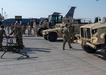 미 군용기들 수십여대 카타르 미군기지서 사라져…이란 공격 대비