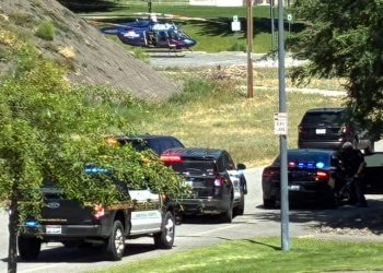 소방관도 무장해야 하나? …  화재신고 출동 소방관 2명, 총격사망