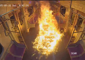 끔찍했던 서울 지하철 방화, 대참사 날뻔했다(영상)