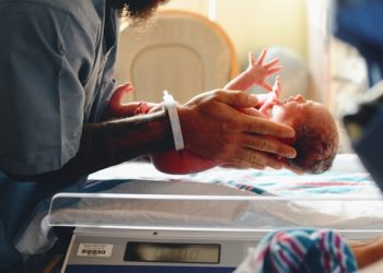 “모든 신생아에게 1천달러 지급” … 트럼프 계좌 추진