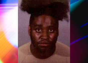 아동 무용학원 탈의실에 몰카 설치 토랜스 남성